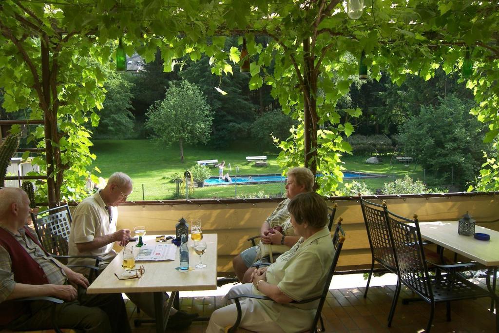 Hotel Dampfmuehle Enkirch Bagian luar foto